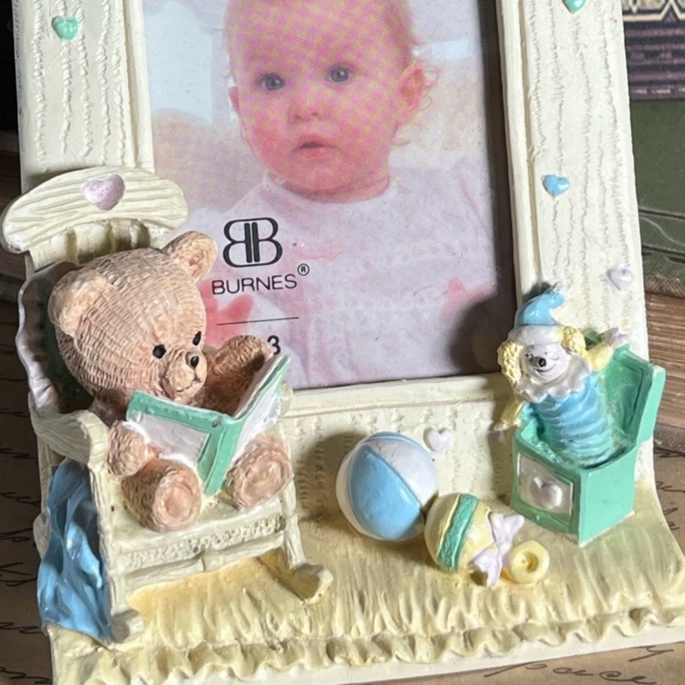 Whimsical Nursery & Fantasy Decor – Teddy Bear Photo Frame & Fairy Figurine - Picture 11 of 15